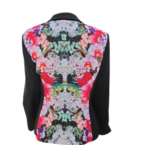 Boston Proper Vibrant Floral Blazer with Black Accents - Picture 4 of 10